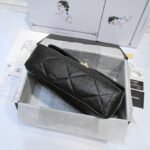 CHANEL-19-HANDBAG-.png