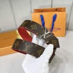Louis-Vuitton-Reversible-Belt.png